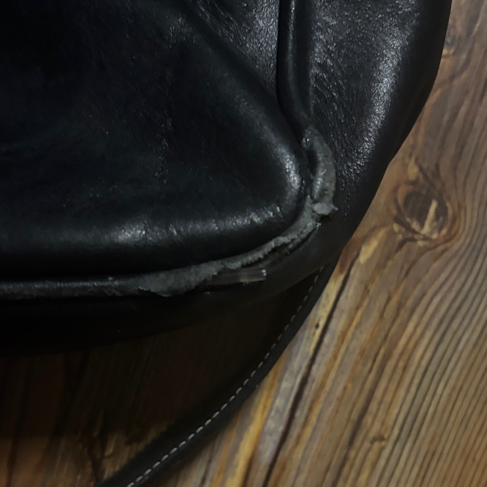 Coach Vintage Attache Messenger Bag F06457 Crossbody Black Leather - Picture 5 of 13